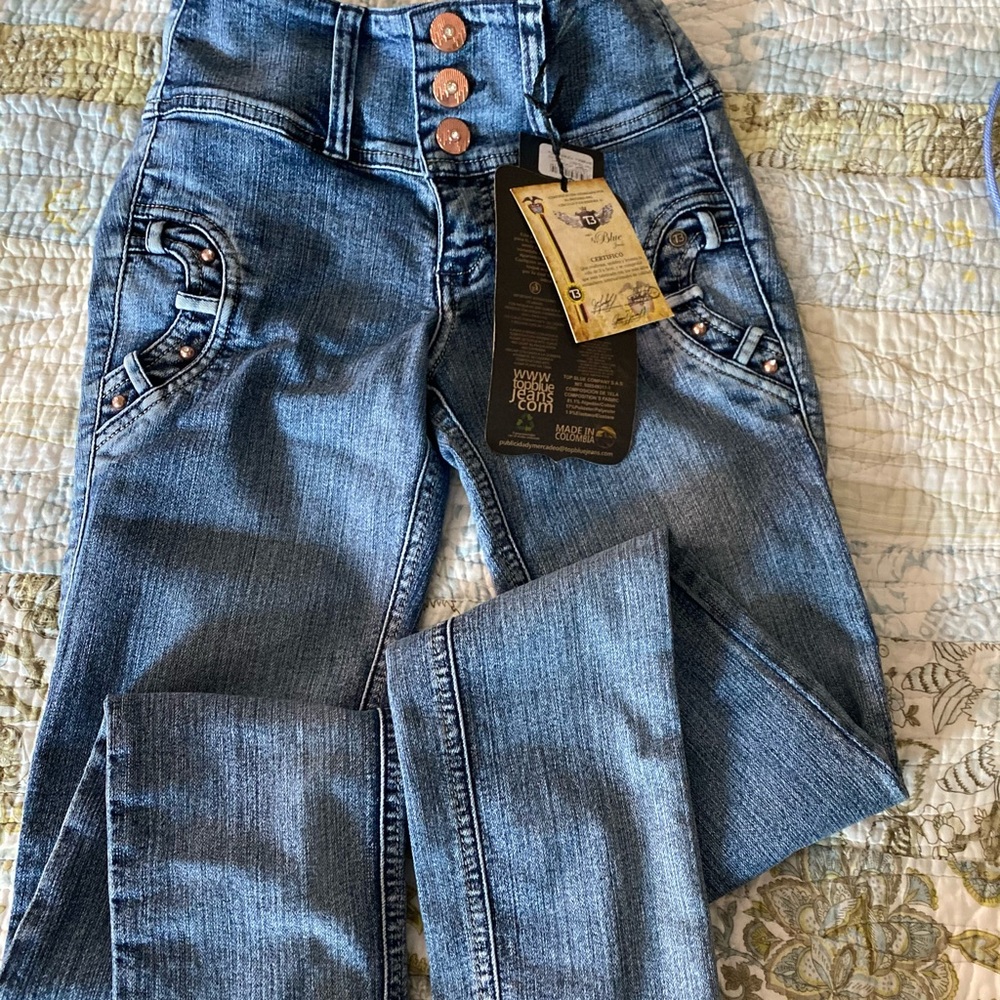 100% Colombian Jeans